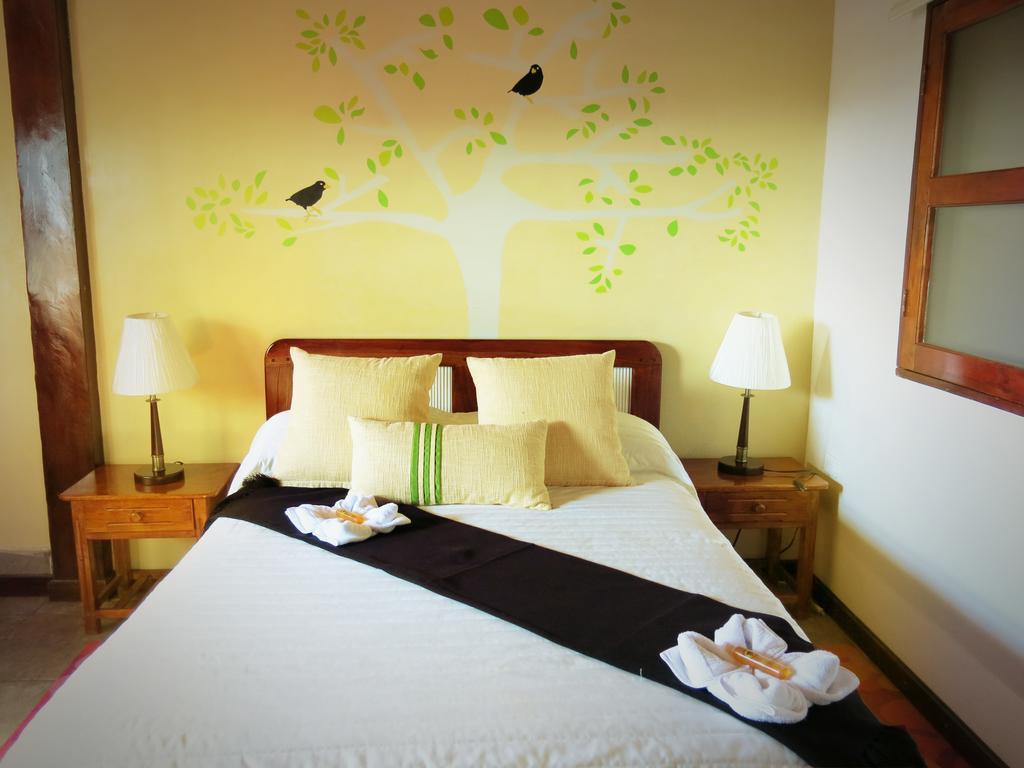 The Wooden House Hotel Пуерто-Вільяміль Екстер'єр фото